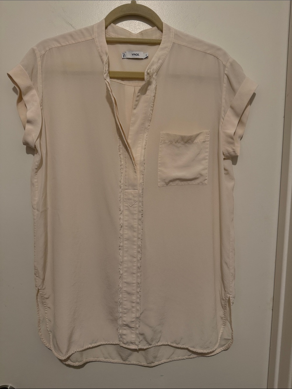 Vince Cream Silk NWOT Short-Sleeve Blouse
